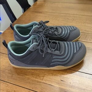 Xero 360 shoes in Faded Black